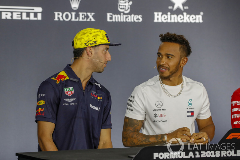 Daniel Ricciardo, Red Bull Racing, and Lewis Hamilton, Mercedes AMG F1, in the Thursday drivers Press Conference