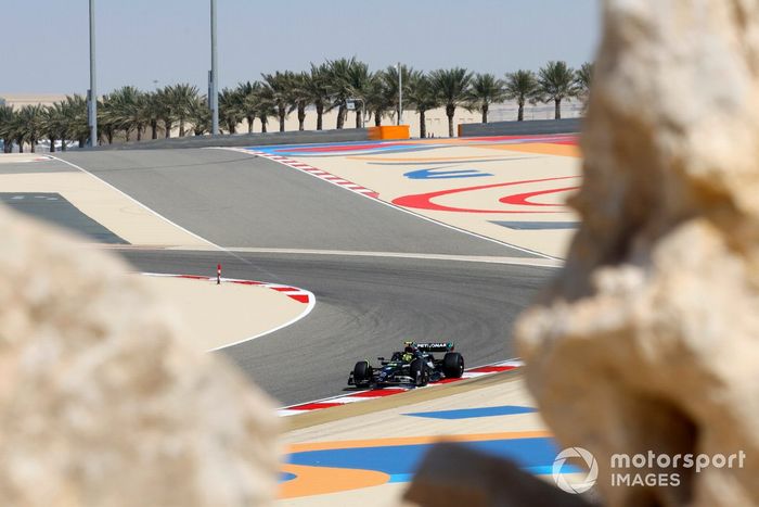 Lewis Hamilton, Mercedes F1 W14