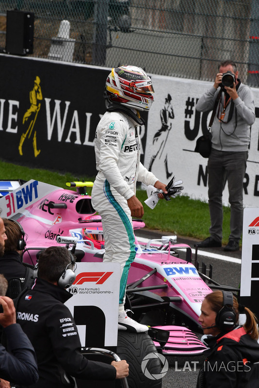 Lewis Hamilton 78. rajtelsősége az F1-ben