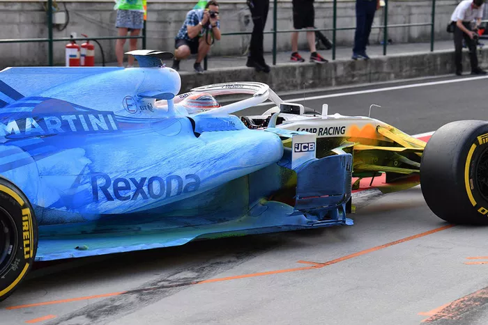 Robert Kubica, Williams FW41, con parafina en todo el coche