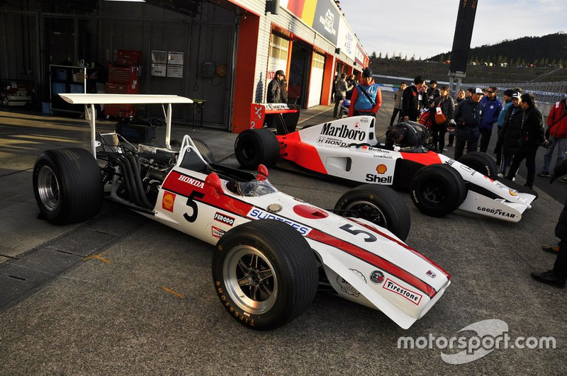Honda RA301 dan McLaren Honda MP4/6