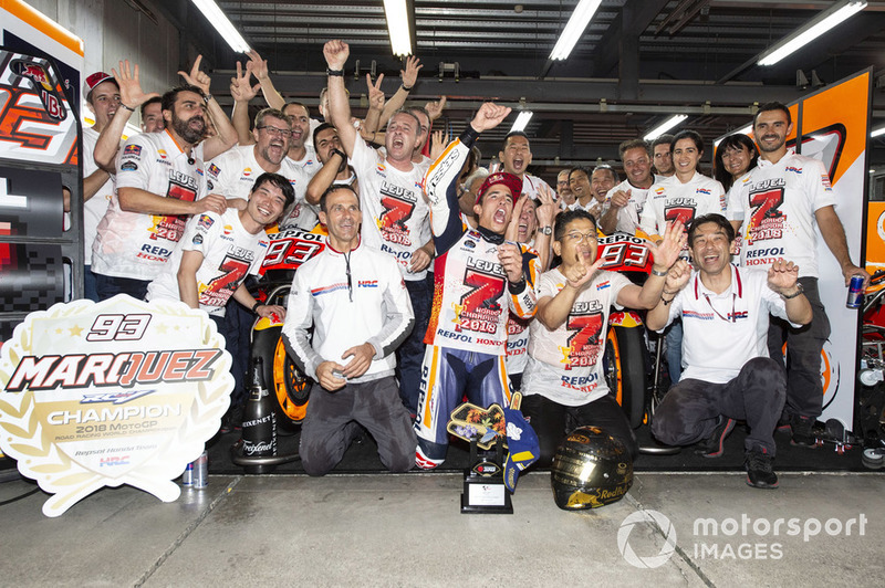 Champion Marc Marquez, Repsol Honda Team celebrates with his team