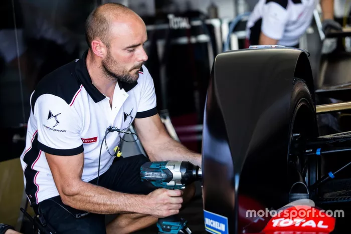 L'équipe DS Techeetah au travail