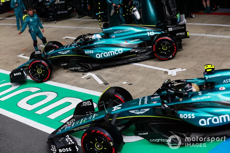 Lance Stroll, Aston Martin AMR24, Fernando Alonso, Aston Martin AMR24