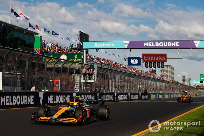 Lando Norris, McLaren MCL36, Daniel Ricciardo, McLaren MCL36