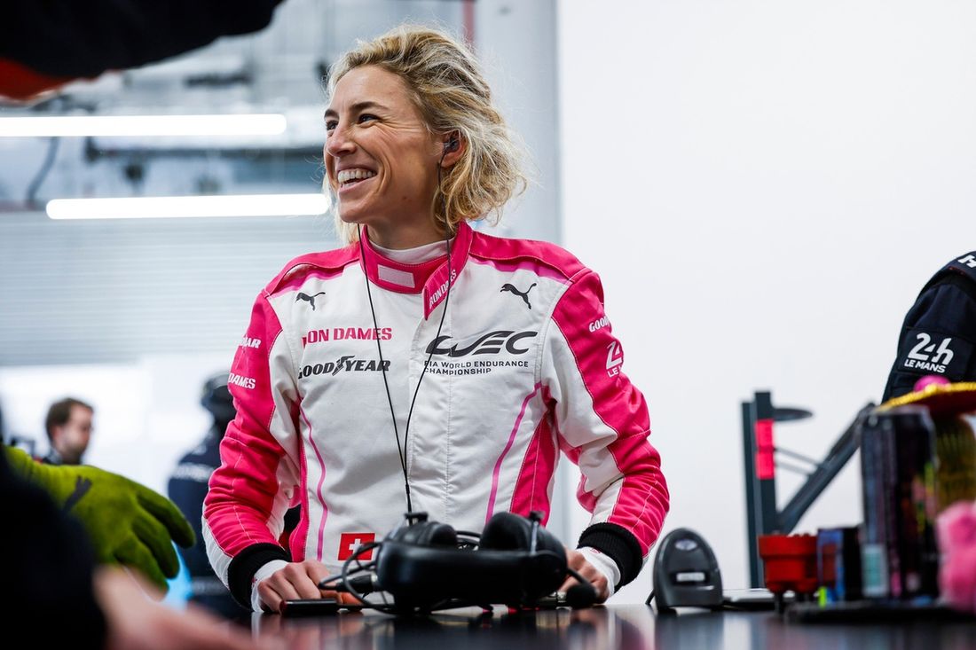 #85 Iron Dames Porsche 911 Gt3 R LMGT3: Célia Martin, Rahel Frey, Michelle Gatting