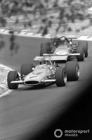 Denny Hulme, McLaren M14A Ford, Jackie Stewart, March 701 Ford