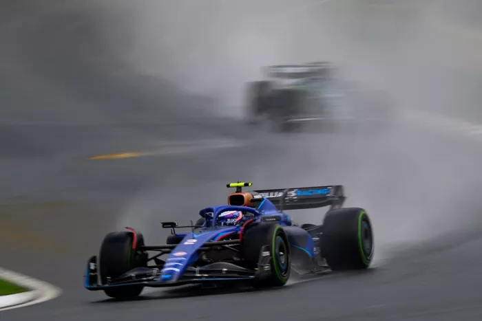 Logan Sargeant, Williams W45