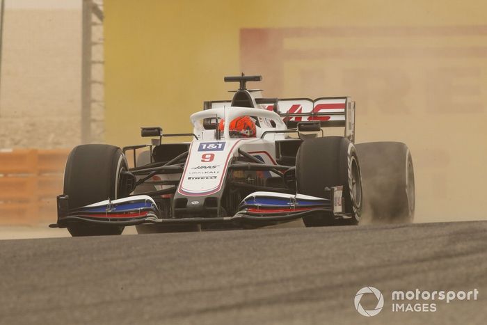 3. Nikita Mazepin, Haas VF-21: 213 vueltas (1152,756 km)