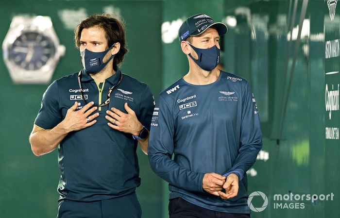 Sebastian Vettel, Aston Martin AMR21 