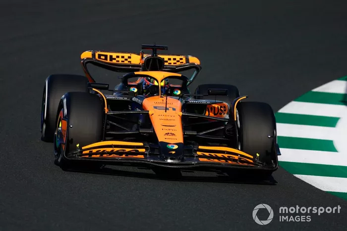 Oscar Piastri, McLaren MCL38