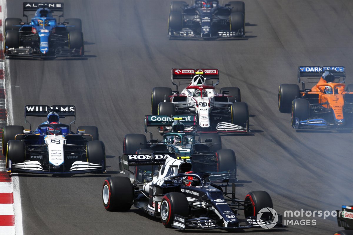 Pierre Gasly, AlphaTauri AT02, Sebastian Vettel, Aston Martin AMR21, George Russell, Williams FW43B, Antonio Giovinazzi, Alfa Romeo Racing C41, Daniel Ricciardo, McLaren MCL35M, Fernando Alonso, Alpine A521
