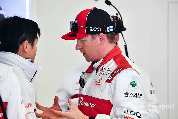 Kimi Raikkonen, Alfa Romeo in the garage