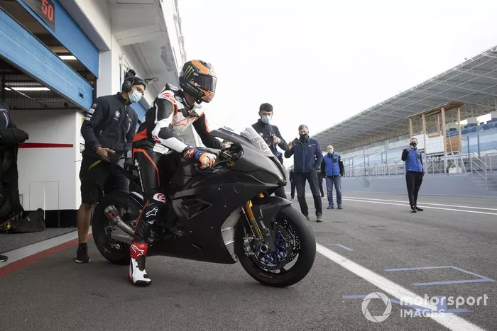Michael van Der Mark, BMW Motorrad WorldSBK Team, Testing the BMWS1000RR