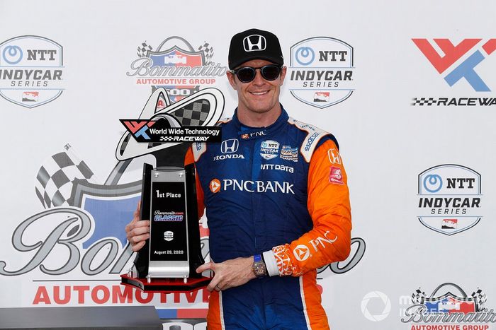 Ganador carrera 1: Scott Dixon, Chip Ganassi Racing Honda