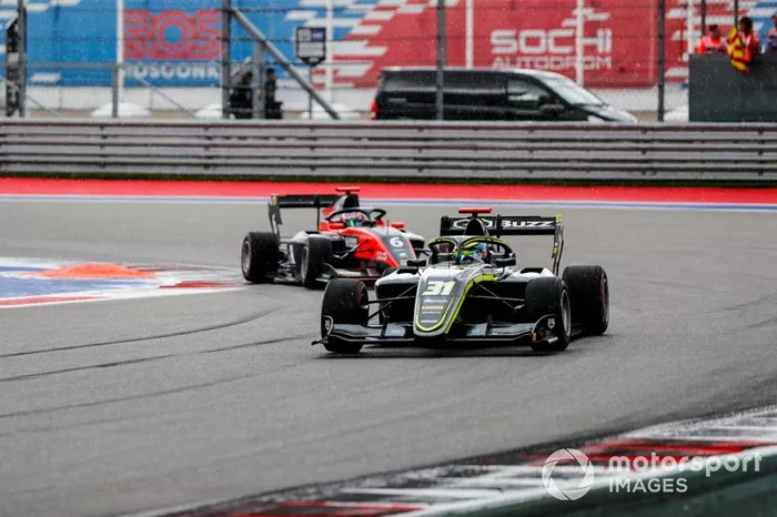 Logan Sargeant, Carlin Buzz Racing y Richard Verschoor, MP Motorsport