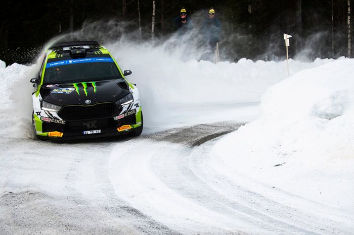 Oliver Solberg, Elliott Edmondson, Skoda Fabia Evo Rally2