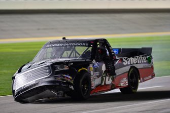 Harrison Burton, Kyle Busch Motorsports, Toyota Tundra Safelite AutoGlass shows damage after a wreck