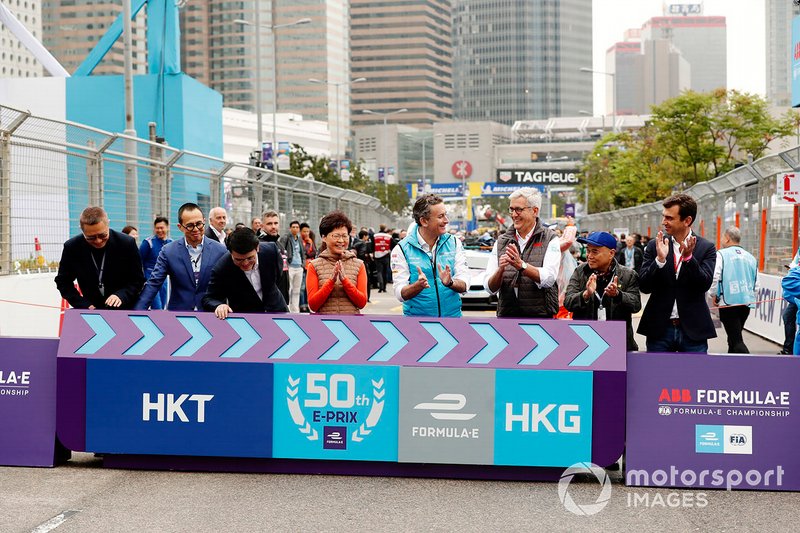 Alejandro Agag, CEO, Formula E, con Ulrich Spiesshofer, CEO, ABB, i promoter della gara di Hong Kong