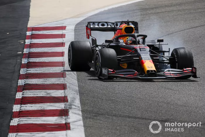 6. Max Verstappen, Red Bull Racing RB16B: 203 vueltas (1098,636 km)