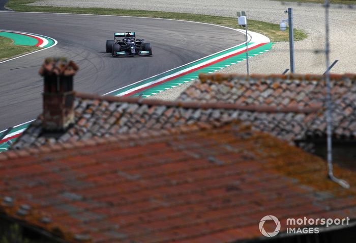 Lewis Hamilton, Mercedes W12