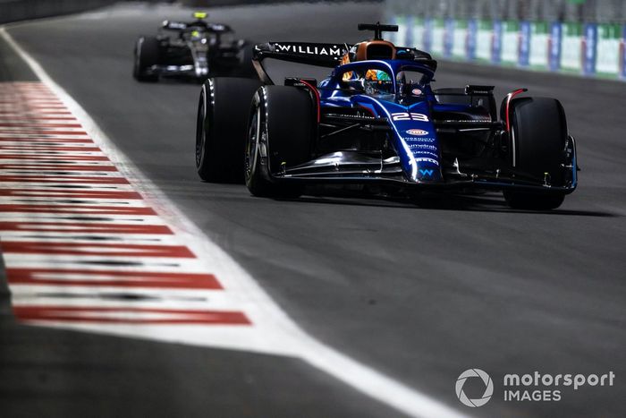 Alex Albon, Williams FW45 