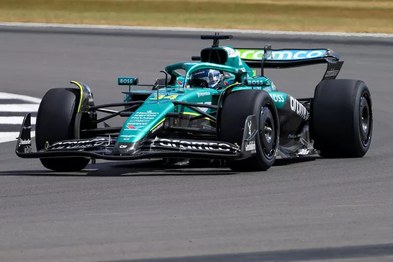 Felipe Drugovich, Aston Martin