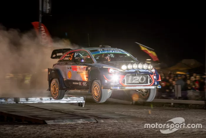 Thierry Neuville, Nicolas Gilsoul, Hyundai Motorsport Hyundai i20 Coupe WRC