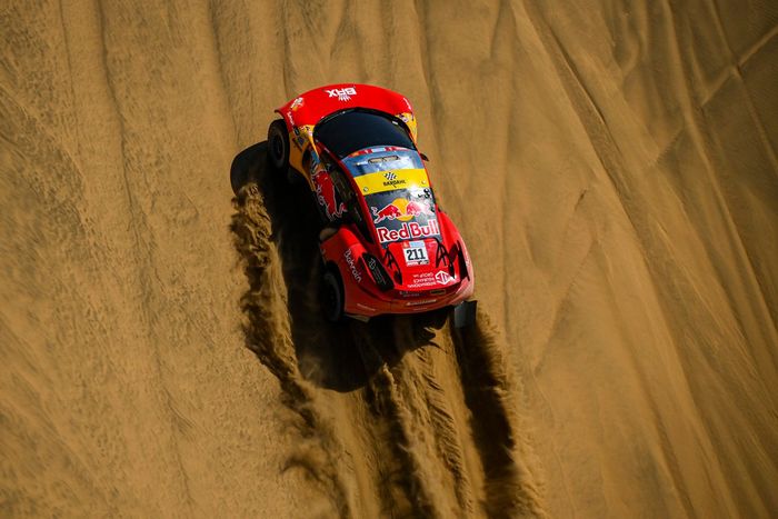 #211 Bahrain Raid Xtreme Prodrive: Sebastien Loeb, Fabian Lurquin