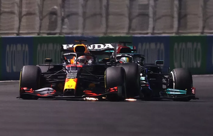 Lewis Hamilton, Mercedes, Max Verstappen, Red Bull Racing