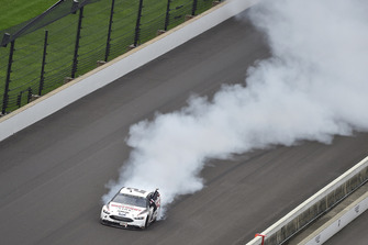 Race winner Brad Keselowski, Team Penske, Ford Fusion