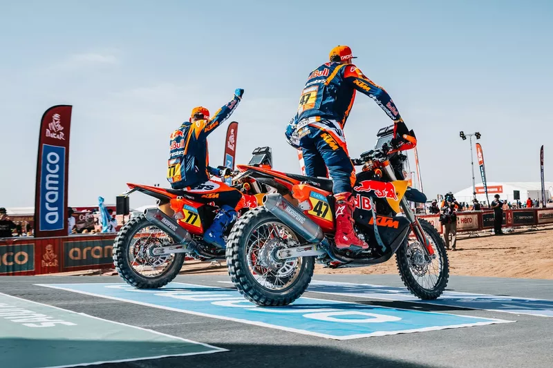#47 Red Bull KTM Factory Racing KTM: Kevin Benavides, #77 Red Bull KTM Factory Racing KTM: Luciano Benavides
