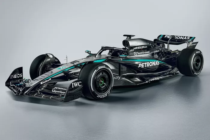 Mercedes F1 W16