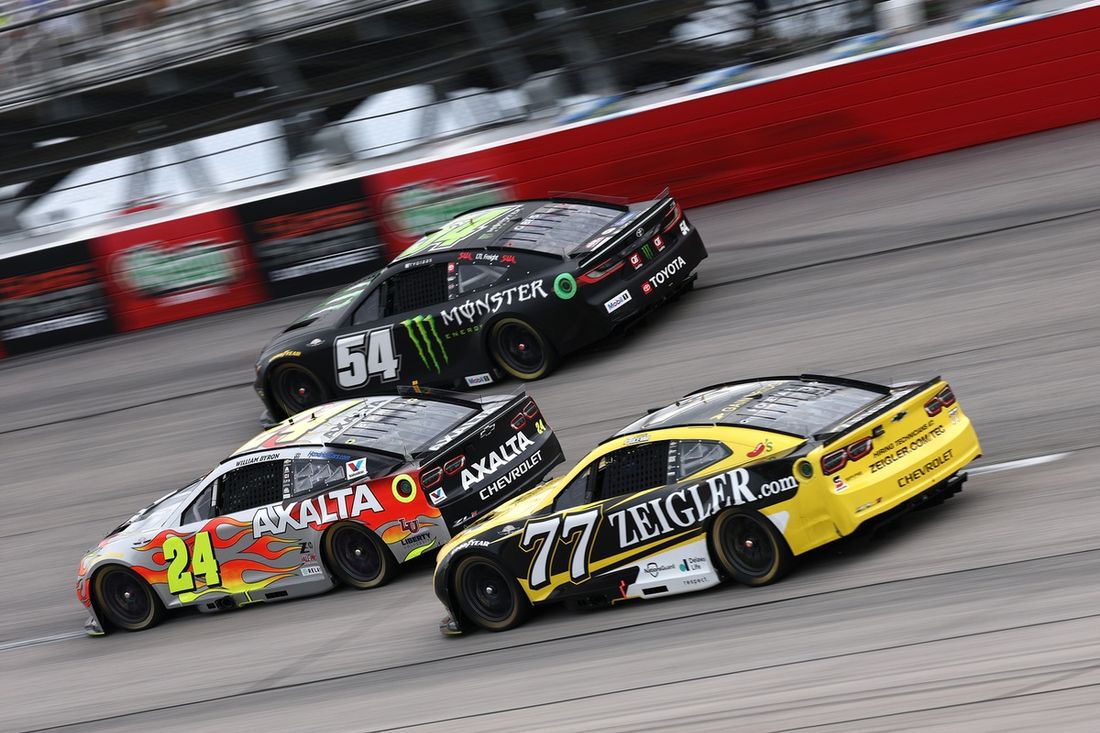 William Byron, Hendrick Motorsports Chevrolet, Carson Hocevar, Spire Motorsports Chevrolet