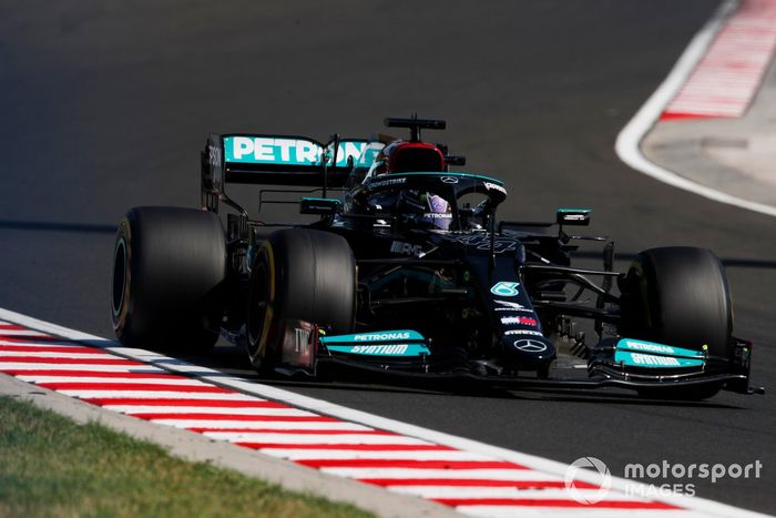 Lewis Hamilton, Mercedes W12