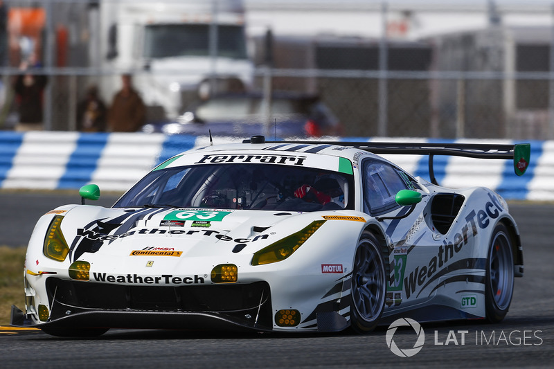 33.- #63 Scuderia Corsa Ferrari 488 GT3, GTD: Cooper MacNeil, Alessandro Balzan, Gunnar Jeannette, Jeff Segal
