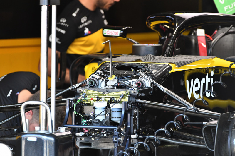 Renault Sport F1 Team R.S. 18 detalle de la suspensión delantera