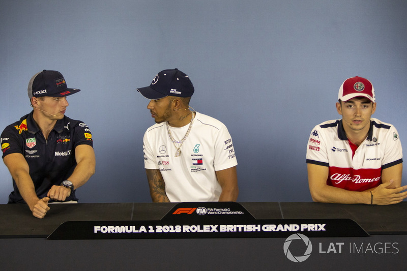 Max Verstappen, Red Bull Racing, Lewis Hamilton, Mercedes-AMG F1 et Charles Leclerc, Sauber en conférence de presse