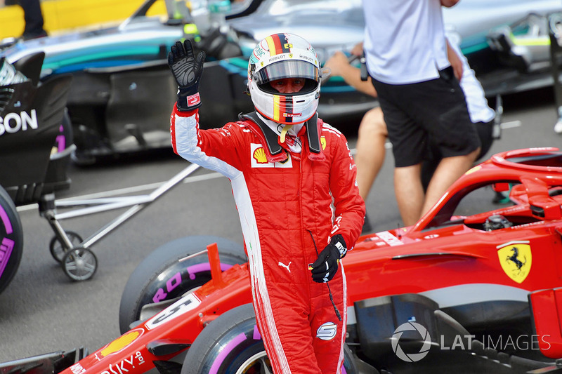 Sebastian Vettel, Ferrari merayakan start ketiga dari parc ferme
