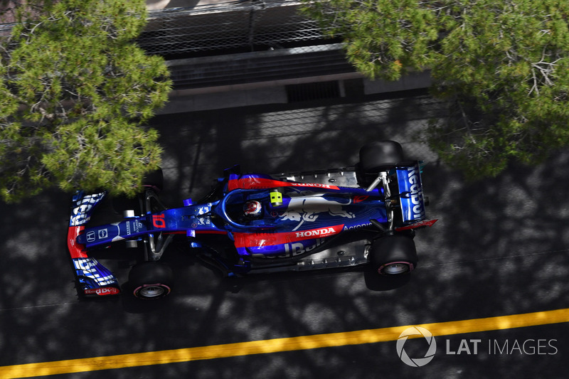 10: Пьер Гасли, Scuderia Toro Rosso STR13 – 1:12.221