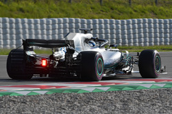 Valtteri Bottas, Mercedes-AMG F1 W09 with aero sensor on rear wing