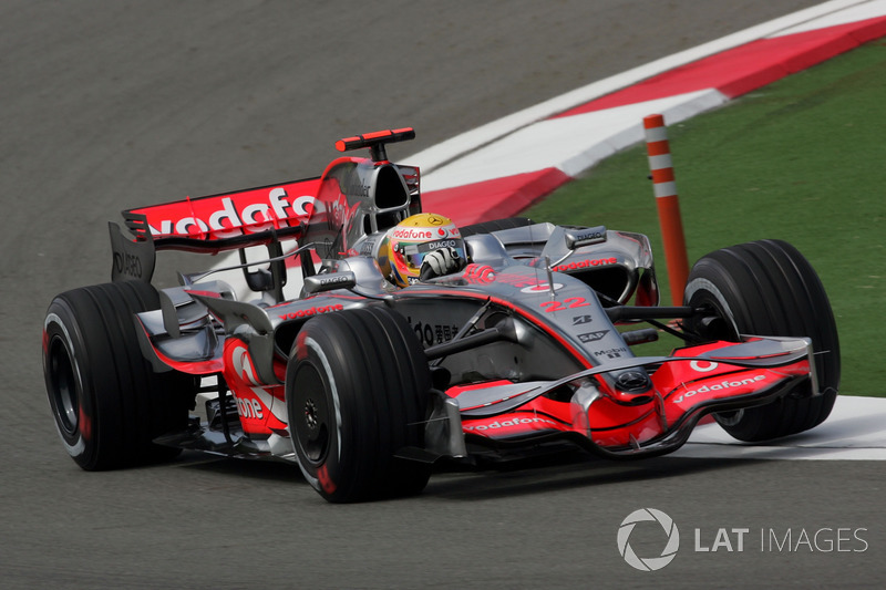 Lewis Hamilton, McLaren MP4-23