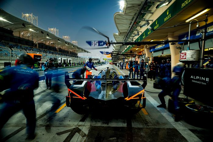 #35 Alpine Endurance Team Alpine A424: Paul-Loup Chatin, Ferdinand Habsburg, Charles Milesi