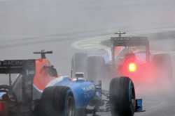 Эстебан Окон, Manor Racing, и Паскаль Верляйн, Manor Racing