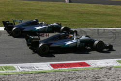 Sieger Lewis Hamilton, Mercedes AMG F1 W08, 2. Valtteri Bottas, Mercedes AMG F1 W08