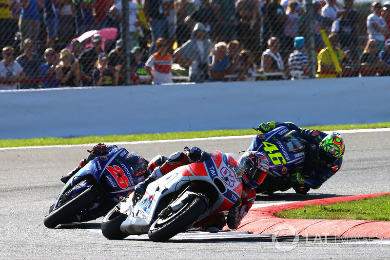 Andrea Dovizioso, Ducati Team, Maverick Vinales, Yamaha Factory Racing, Valentino Rossi, Yamaha Fact