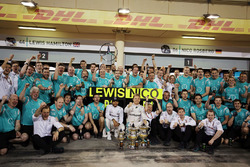 Sieger Nico Rosberg, Mercedes AMG F1 Team mit Teamkollegen Lewis Hamilton, Mercedes AMG F1 Team und
