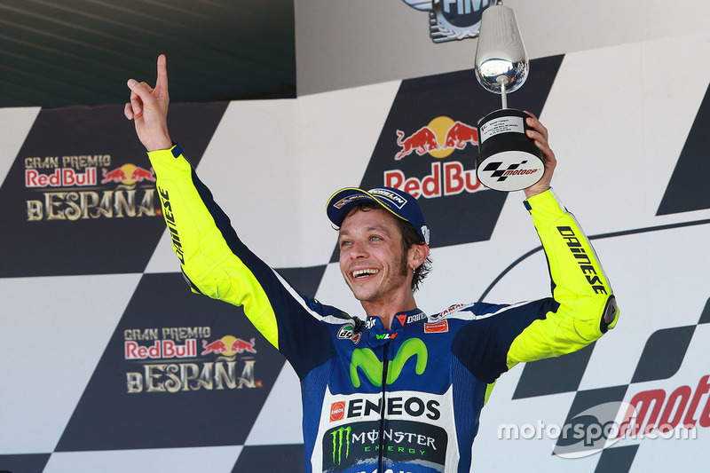 Podio: il vincitore Valentino Rossi, Yamaha Factory Racing
