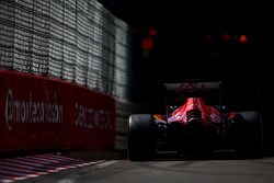 Carlos Sainz Jr., Scuderia Toro Rosso STR11