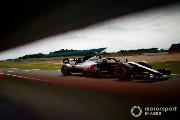 Kevin Magnussen, Haas VF-20